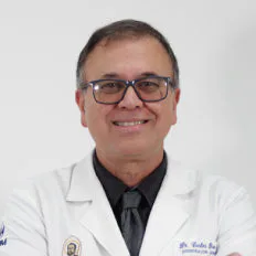 Dr. Carlos Roa